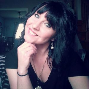 Meet your Posher, Stephani